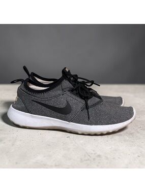 Nike Juvenate Lightweight Sneakers Women’s size 8.5 Grey Black